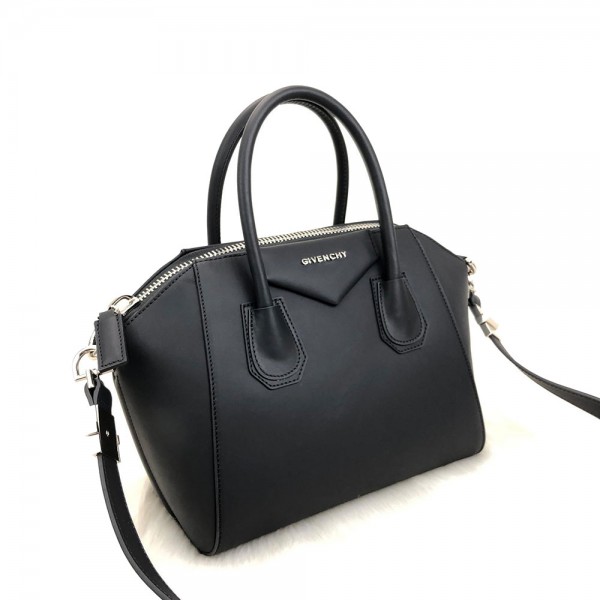 Givenchy Small Antigona Bag 