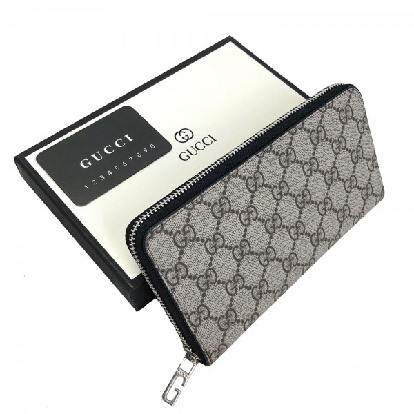Gucci GG Supreme Zip Around Wallet